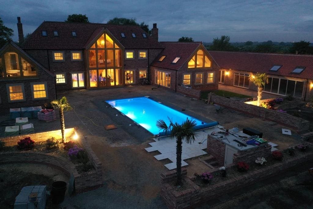 Bespoke 10m dura polymer pool