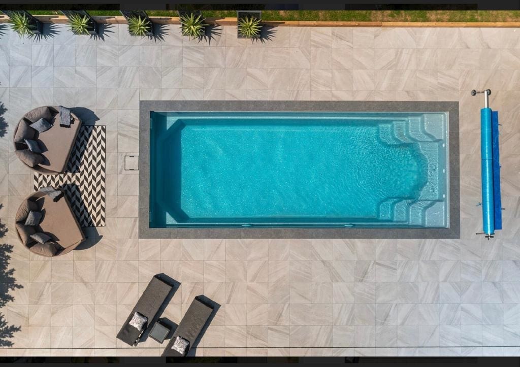 Plain And Metallic Shimmer Colours